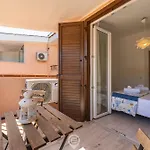 Tatil Evi Casa Vittoria - A Cozy Townhouse With Outdoor Spaces
