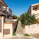 Casa Vittoria - A Cozy Townhouse With Outdoor Spaces Tatil Evi Villasimius