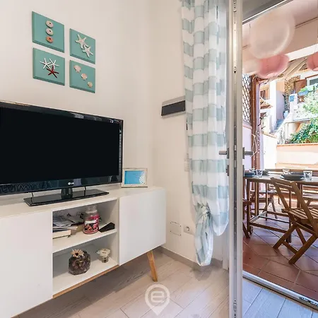 Tatil Evi Casa Vittoria - A Cozy Townhouse With Outdoor Spaces